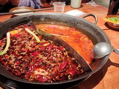 -周小明火锅(黑金冠社区店)