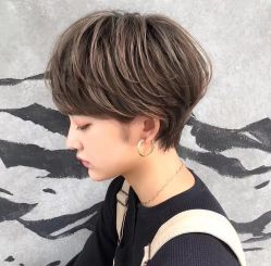 -AYO SALON