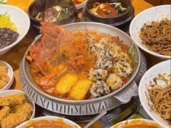 -喇喇排骨火锅·传统韩式脊骨汤(望京西园总店)