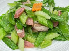 腊味荷兰豆-红菜坊·烤鸭·川鲁宴(石园店)