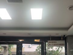 -半岛宠物医院24小时(白果林店)