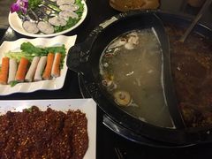 -宽板凳老灶火锅(簋街店)