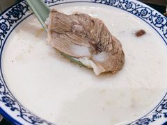 羊肉汤（多肉）-穆得·老周家牛肉烧饼(普利街店)