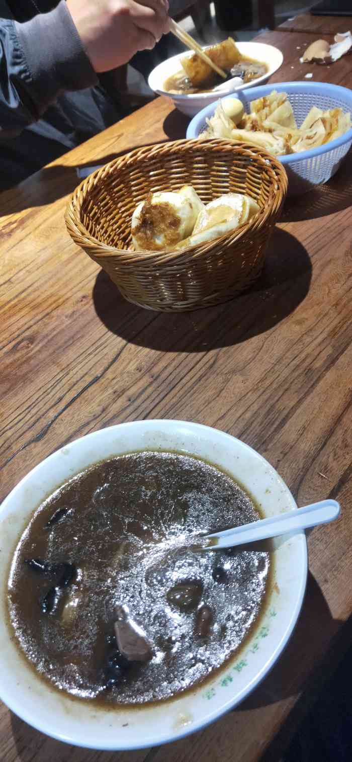 方俊礼胡辣汤(总店)-"每次回家可能最惦记的就是家里的胡辣汤跟烩.