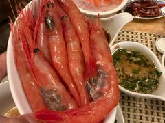 -雍和会海鲜姿造自助(湖东路店)