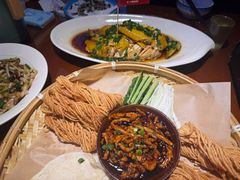 -魏铭鱼头捞饭(晋阳路店)