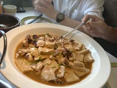 墨鱼烧崂山豆腐-开海·红岛海鲜虾水饺(石老人店)