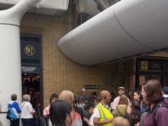 -九又四分之三站台