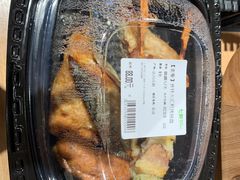 -七鲜超市(瑞虹天地太阳宫店)
