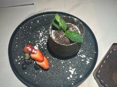 -春树下·树屋花房西餐厅(罍街AS1980店)