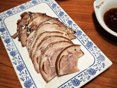 -老天桥酱肉烧饼夹肘子(天桥店)