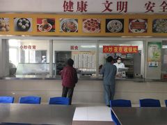 场地-武警上海市总队医院-停车场