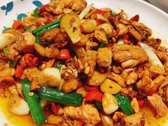 菜籽油小炒鸡-花椒笑成都小馆(百脑汇店)