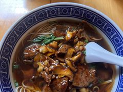 -沪西老弄堂面馆(定西路店)