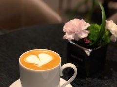 -wineapp葡萄酒餐吧(外滩金融中心店)
