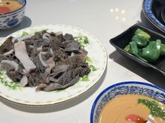 -一只羊·铜锅涮羊肉烧烤