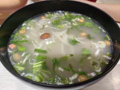 -牵人麻辣粉(粉巷店)