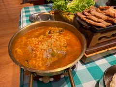 -益百岁牛尾汤主题餐厅(辛庄街店)