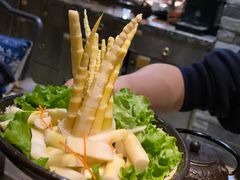 -湊湊火锅·茶憩(杭州湖滨银泰in77店)