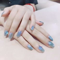 -花系美·美甲美睫精品店