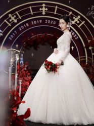 -衣贝姿婚纱礼服馆