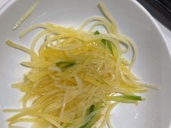 -楚山晓·湖北菜(武汉光谷K11店)