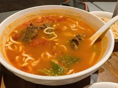 番茄牛腩面-寻裕记·现炒浇头面(人民广场店)