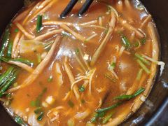 番茄牛肉过桥米线-妈妈故事米线(市府恒隆店)