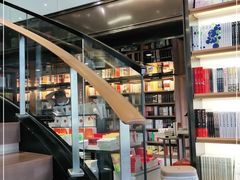 -新华书店(市民中心店)