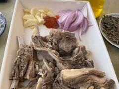 -壹阁胡羊焖饼(特色小吃街店)