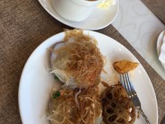 -东方豪景花园酒店·怡景旋转餐厅