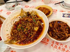 -堂瓦里·33年传统赣菜(第一街区店)