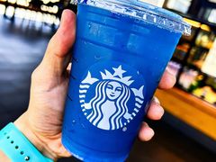 -星巴克(西藏路店)