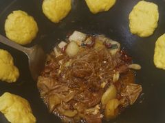 -哈尔滨烧烤·山河村铁锅炖(交大店)