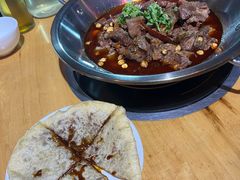 -大众跷脚牛肉馆·非遗传承单位(峨眉山店)