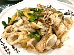 姜葱爆炒鲜鱿鱼-海晖酒楼·顺德鱼生(荣华店)