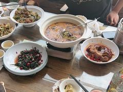 -老唐三下锅 ·张家界地标美食(溪布街店)