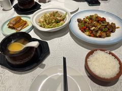 开胃萝卜皮-鄱阳湖·江西小炒·瓦罐煨汤(五道口店)