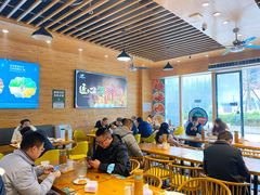 大堂-伊麦佳兰州牛肉面清真美食店