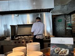 -荣誉国际酒店-云顶旋转餐厅