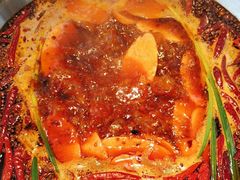 -茅草房·河畔园林火锅