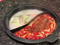 -井格重庆火锅(临平银泰城店)
