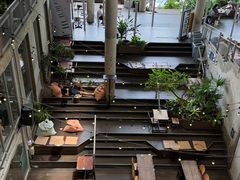 -ROAST coffee & eatery