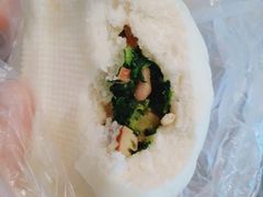 -白玉兰食品(中山公园龙之梦店)