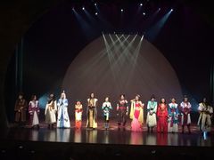 谢幕-北京喜剧院