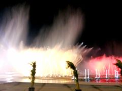 -东港音乐喷泉广场