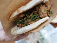 粉蒸牛肉咔饼-豆相识•九九豆腐脑(牛咡桥店)