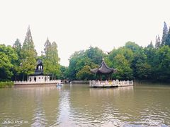 -汇龙潭