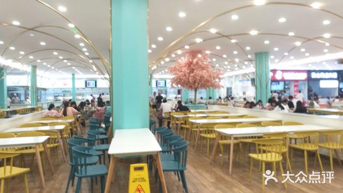 浙江万里学院(钱湖校区)图片