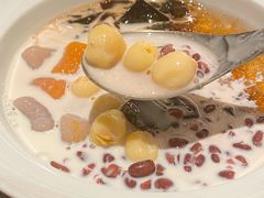 -RUXU入续糖水铺与包(卓悦中心店)